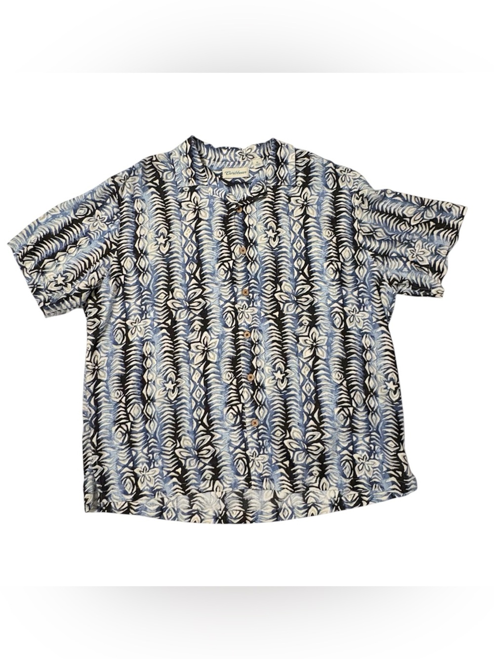Caribbean Men’s XL Short Sleeve Button Up Blue & beige Hawaiian Floral Shirt.